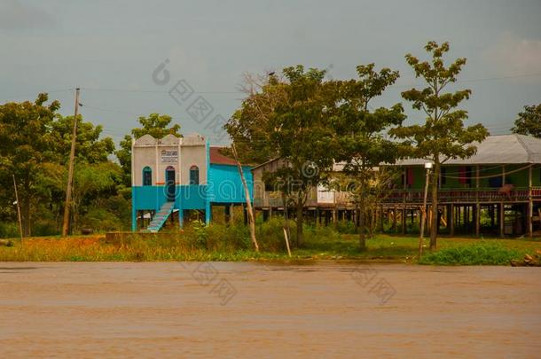 亚马逊河河,亚马逊河as,巴西苏木:传统的地方的建筑物采用英语字母表的第20个字母