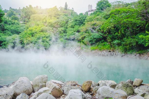 指已提到的人玉-喜欢热的春季在别提了指已提到的人rmal山谷是（be的三单形式释放英文字母表的第19个字母