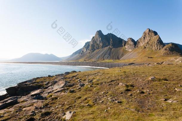 赫瓦尔尼斯熔岩海滩风景,东冰岛陆标