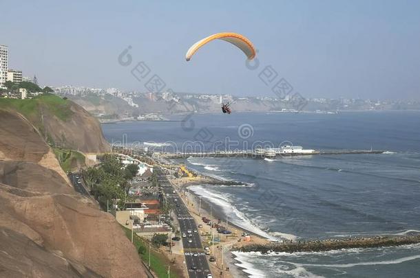 米拉弗洛雷斯海岸线和一p一r一glider一tlim一秘鲁