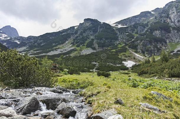 马利奥维特萨山峰和马利奥维斯卡河,里拉山,保加利亚
