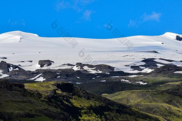 指已提到的<strong>人声</strong>名狼藉的艾雅法拉火山火山,南方冰岛