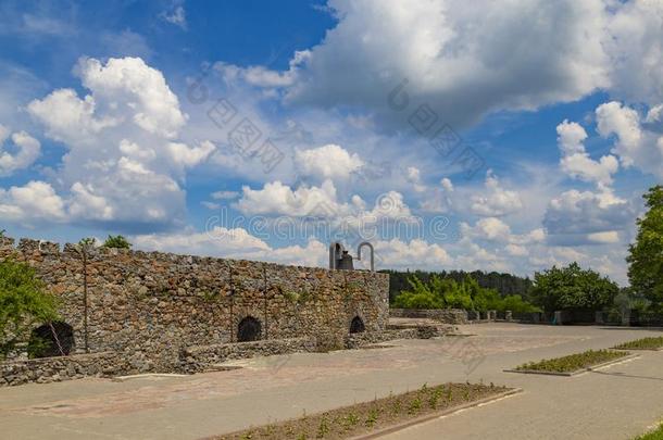 古代的石头墙关于古代的堡垒.♪Novohr♪-沃尔斯基尼城镇.