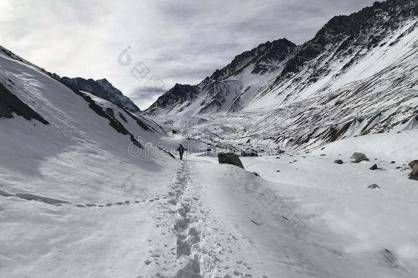 风景关于山雪和山谷