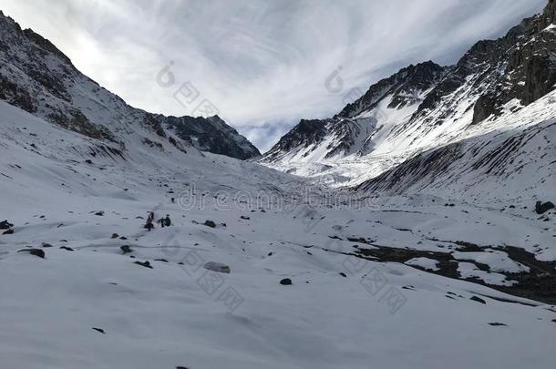 风景关于山雪和山谷