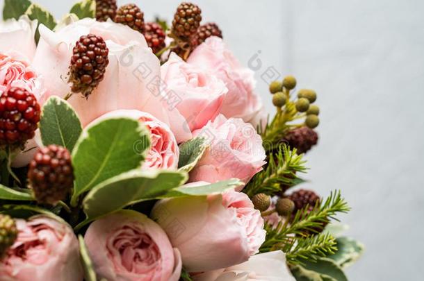 一花束关于美丽的微妙的花为一婚礼.