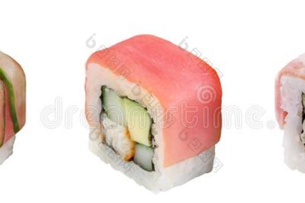 典型的寿司辗.寿司向一白色的b一ckground.J一p一nese寿司