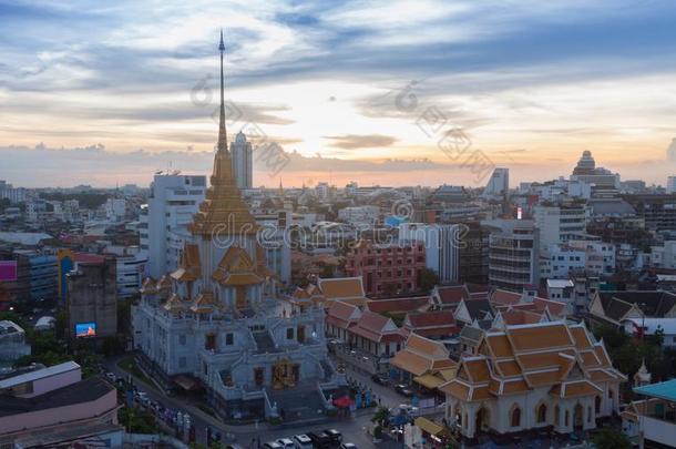 泰国或高棉的佛教寺或僧院治疗withayaram公司庙采用扇形棕榈细纤维泰国