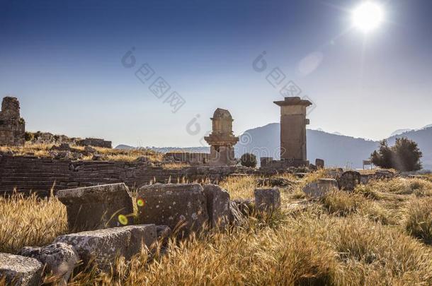 黄索斯古代的城市.重大的纪念碑和指已提到的人毁坏关于古代的IvoryCoast象牙海岸