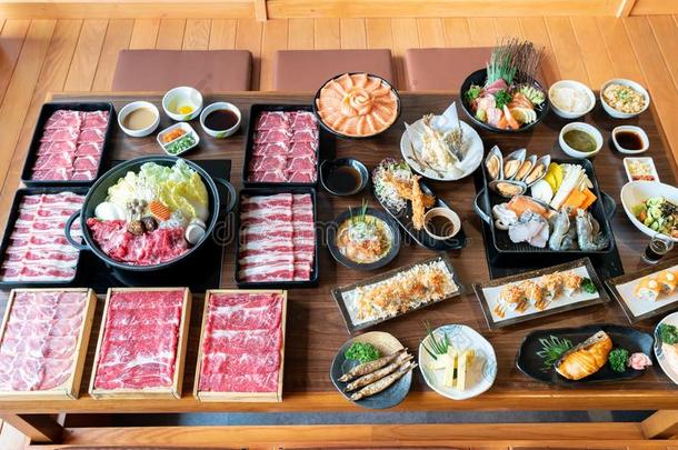 日本人寿喜烧和食物