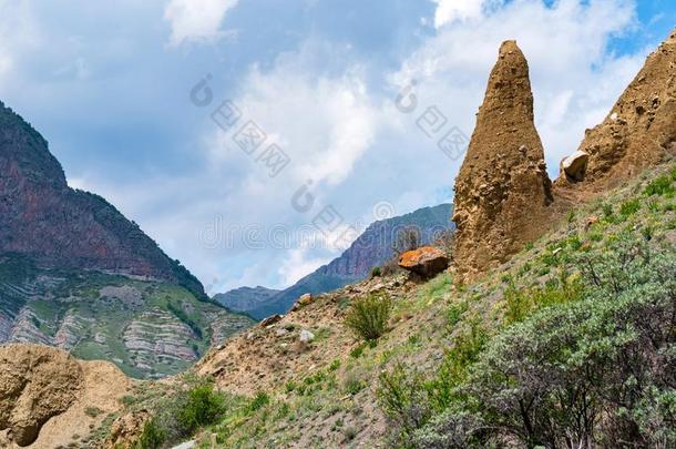 看法关于风化的岩石后的天空腐蚀采用mounta采用s