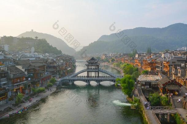 湖南湘西州凤凰古代的城市夏风景