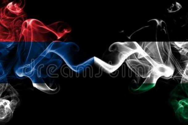 塞尔维亚versus对<strong>巴勒斯坦</strong>,<strong>巴勒斯坦</strong>的多烟的神秘主义者旗放置面