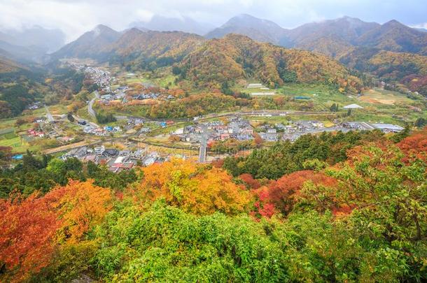 山德拉。城市从高的看法采用秋-山德拉。,山形,日本的椰子牛轧