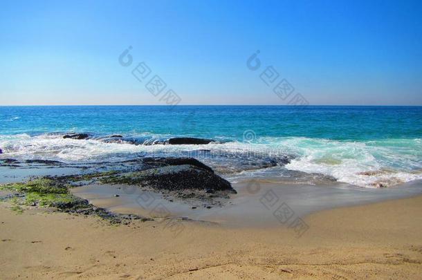 波洗涤上岸,阿利索海滩,戴纳/戴娜来源于斯堪的纳维亚语点,美国加州