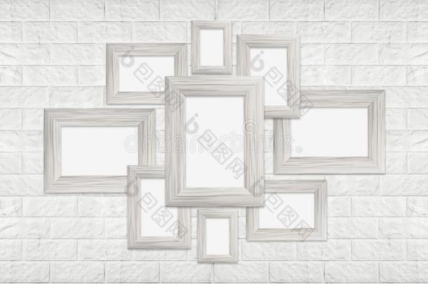 典型的空白的拍照框架向白色的现代的砖墙