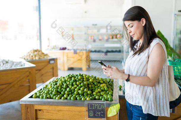 女人校核价格关于柠檬向向line商店