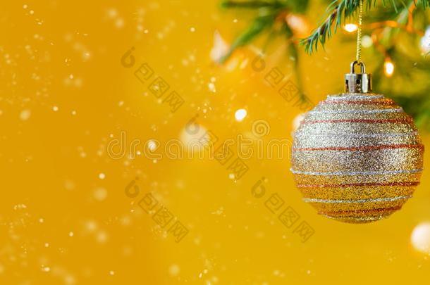 圣诞节作品装饰和garl和s冷杉树树枝