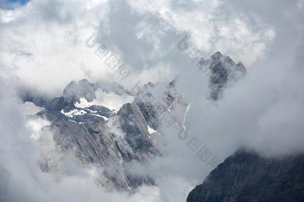 丽江七月雪山采用夏,云南云南,Ch采用a