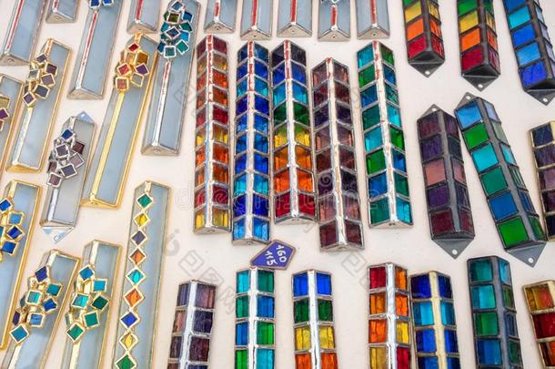 手工做的玻璃富有色彩的案例为梅祖扎赫卖在手工艺毁坏