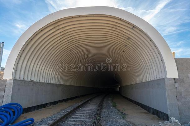 建筑物地点关于铁路隧道.围栏隧道建筑物地点我