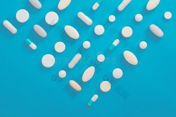各式各样的制药的白色的医学药丸,药片