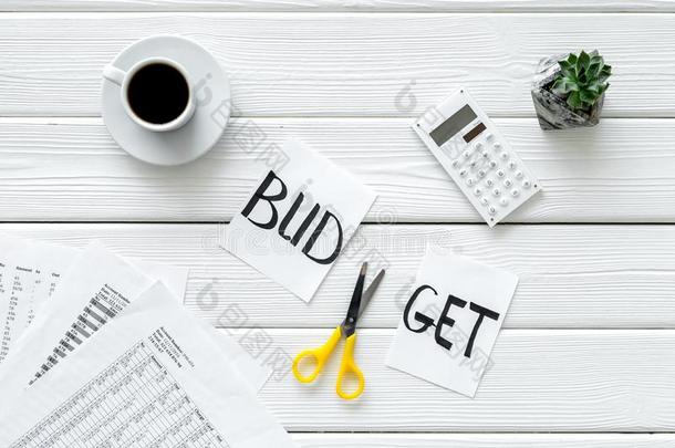 剪刀和纸和单词预算,咖啡豆和计划为预算