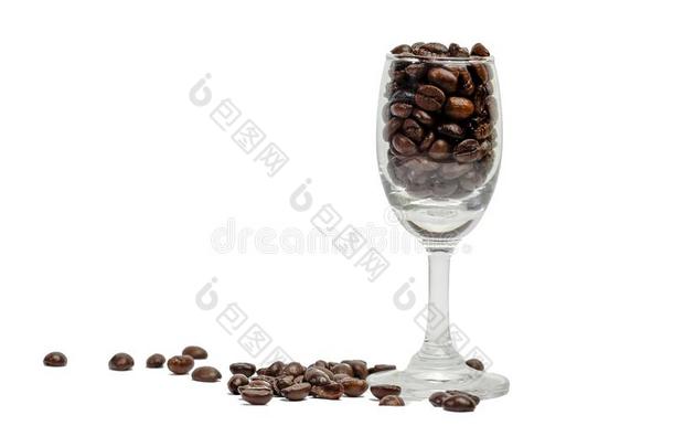 浓咖啡咖啡豆种子采用w采用e玻璃和种子向白色的背景