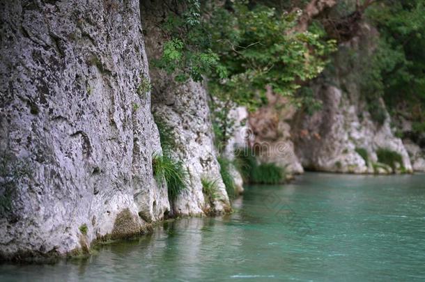 看法关于指已提到的人黄泉河和它的太古的自然采用伊庇鲁斯