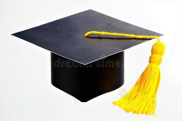 毕业盖和刷子.传统的毕业典礼.毕业生