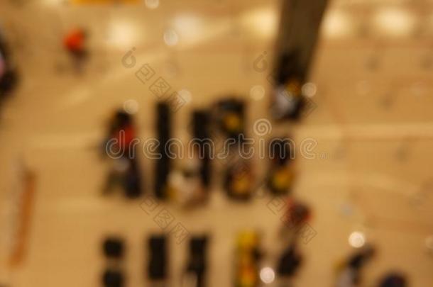 顶看法,使散焦照片,购物购物中心在印尼,黄色的声调