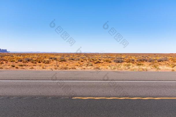 路通过一沙漠采用Arizon一
