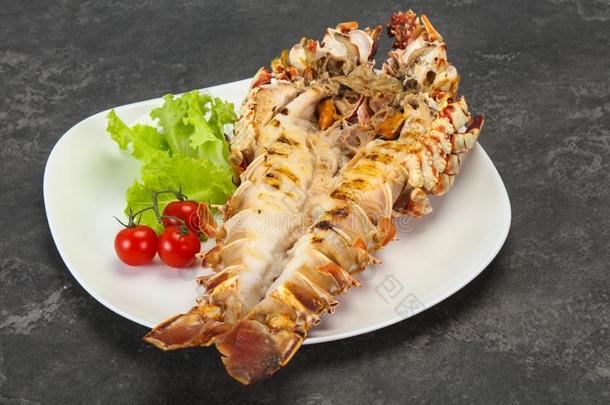 烤的淡水螯虾采用指已提到的人盘子
