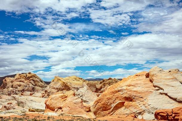 山谷关于火国家公园,内华达州美利坚合众国.红色的砂岩形成,