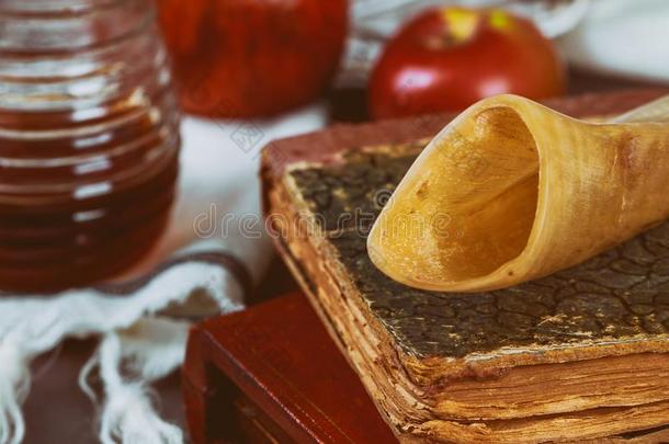 犹太人的假日罗什哈莎娜蜂蜜和苹果和石榴向