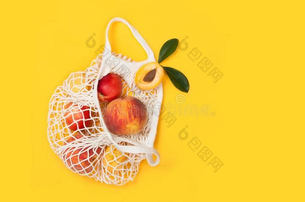 桃和杏采用economy经济袋和复制品空间