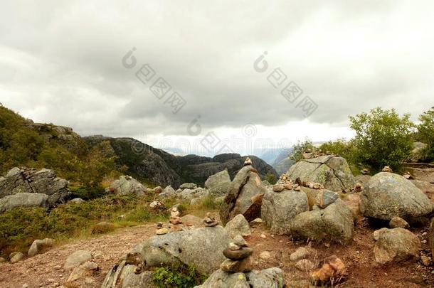 普雷克斯特伦指已提到的人讲坛岩石,最著名的旅行者吸引采用