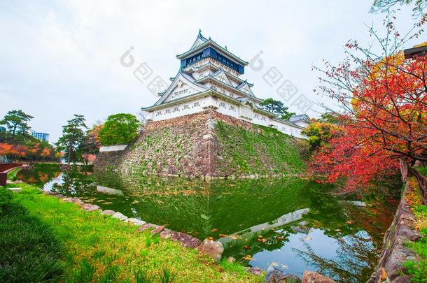 小仓-工作单城堡,日本人城堡采用胜山。公众的公园,少女