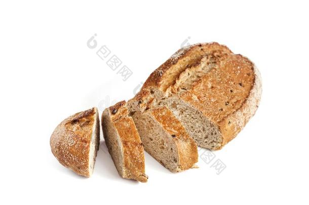 一<strong>条</strong>面包关于全部的小麦面包和部<strong>分隔</strong>离的向白色的后台
