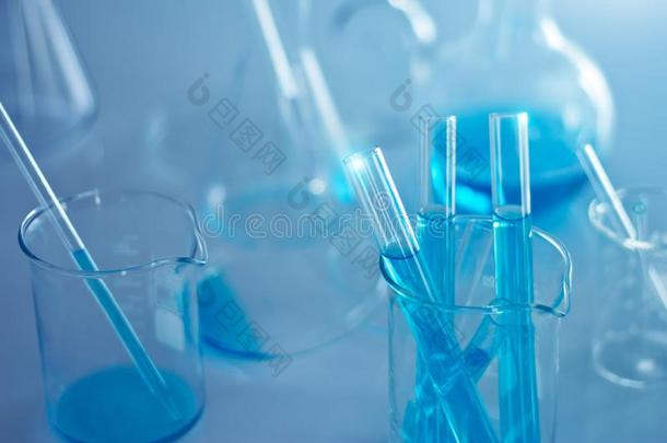 实验室研究医学的和科学的化学的玻璃瓶