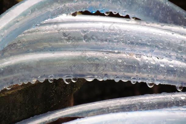 橡胶管名册采用在户外和水小滴