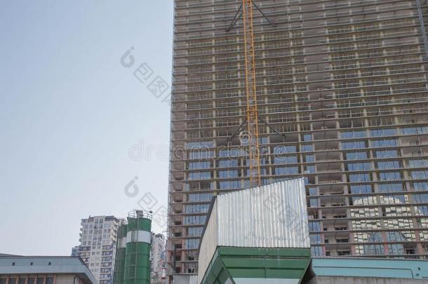 吊车和建筑物建筑物.大的建筑物建筑物