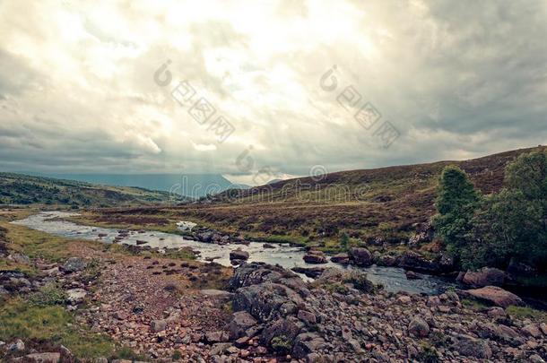 黑的水河-加尔夫,西风粗糙带鳞状的表面,高原地区,苏格兰
