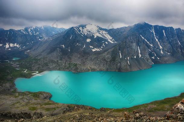 极好的山风景湖,高地的,山峰,<strong>美好世界</strong>