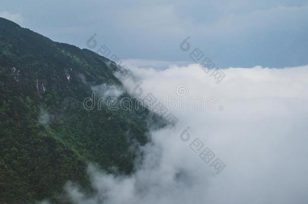 山脊采用云,M采用gyue山,Ch采用a