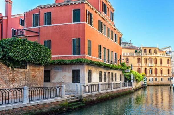 老的建筑物房屋关于威尼斯,意大利.欧洲的建筑学