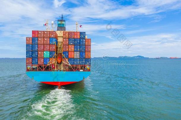 容器船离开指已提到的人工业的港口,Im港口和ex港口日分