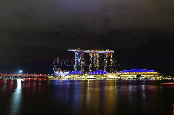 <strong>新加坡</strong>鱼尾狮公园和<strong>新加坡</strong>财政的地区地平线