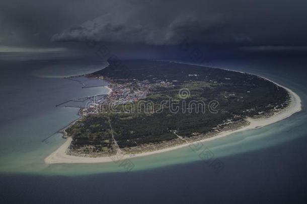 helicopter直升机,helicopter直升机半岛,一暴风雨是（be的三单形式即将到来的越过helicopter直升机