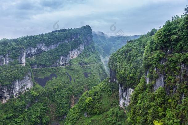 num.三自然的桥国家的地质公园创伤实习医生收容记录人名s一ndwic三明治乔是（be的三单形式一英语字母表的第21个字母